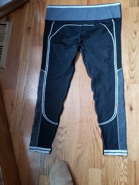 Betsey Johnson Black Leggings with White Piping and Gray Waistband